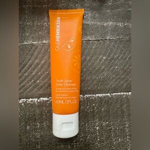 Ole Henriksen Truth Juice Cleanser - 60mL